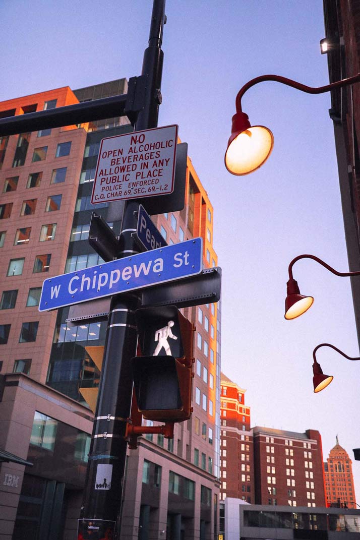 Chippewa-Street-Night3